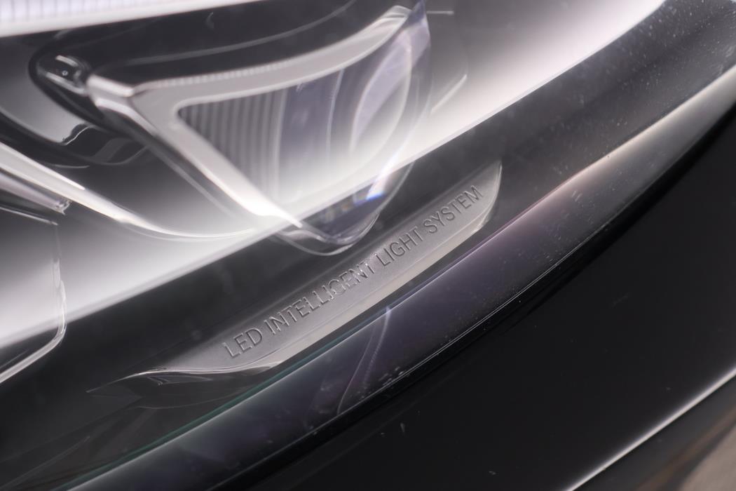 MERCEDES-BENZ C 2016