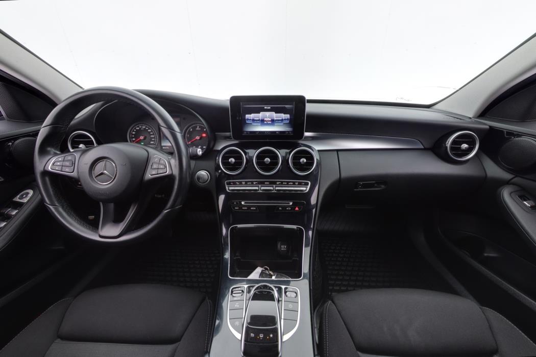 MERCEDES-BENZ C 2016