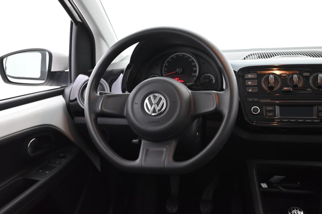 VOLKSWAGEN up! 2015