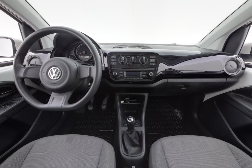 VOLKSWAGEN up! 2015