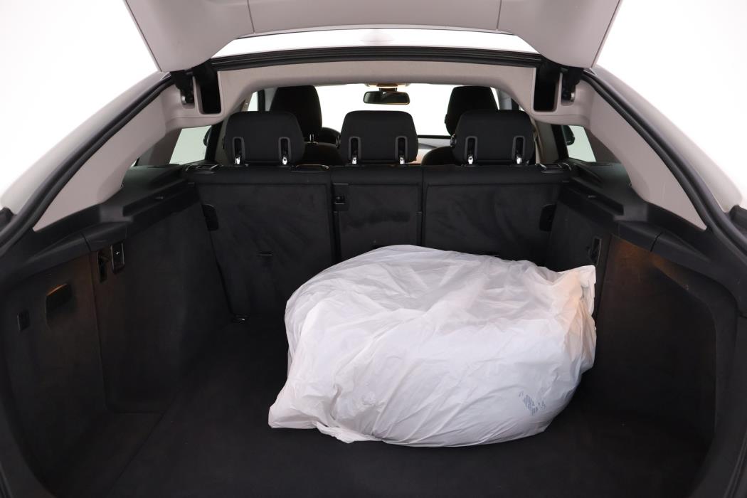 BMW 320 Gran Turismo 2016