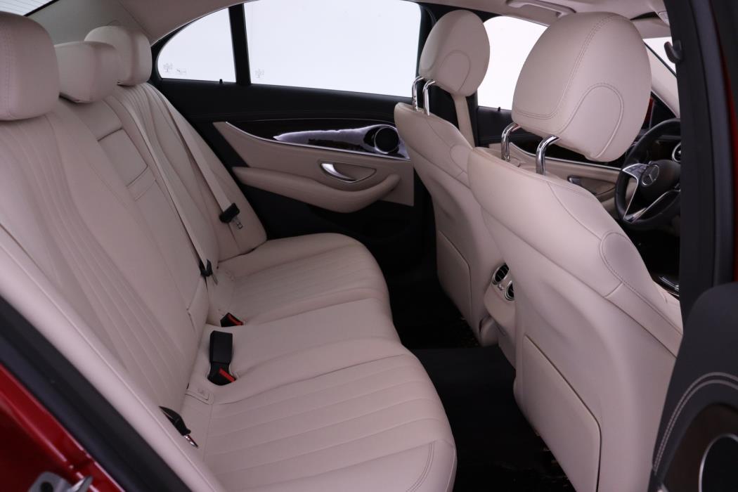 MERCEDES-BENZ E 2021