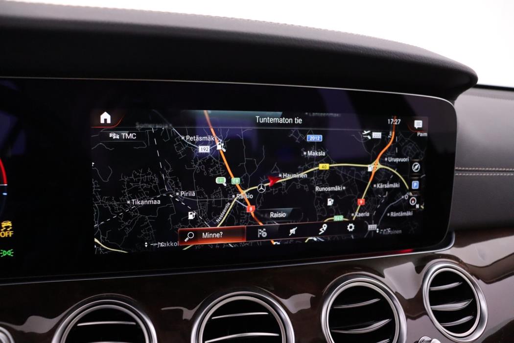 MERCEDES-BENZ E 2021