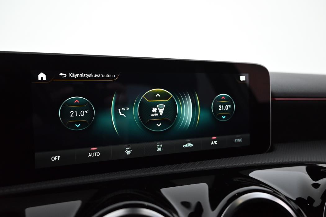 MERCEDES-BENZ A 2020