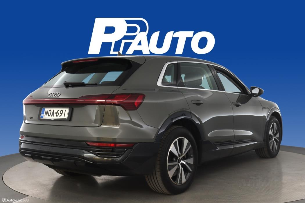 AUDI Q8 e-tron 2024