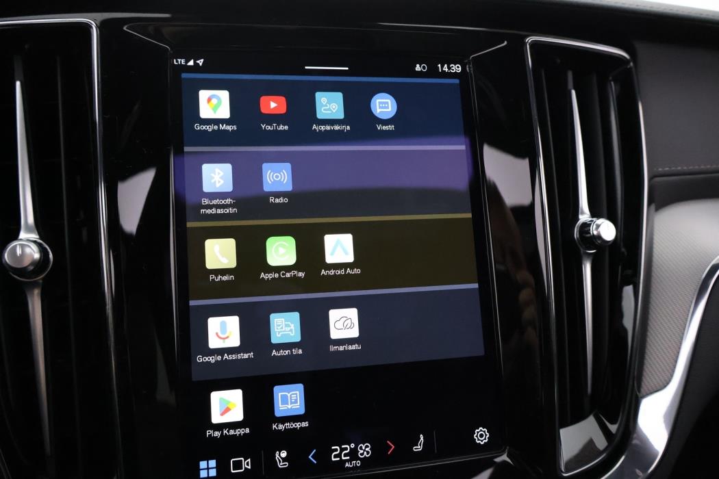 VOLVO V60 Cross Country 2024