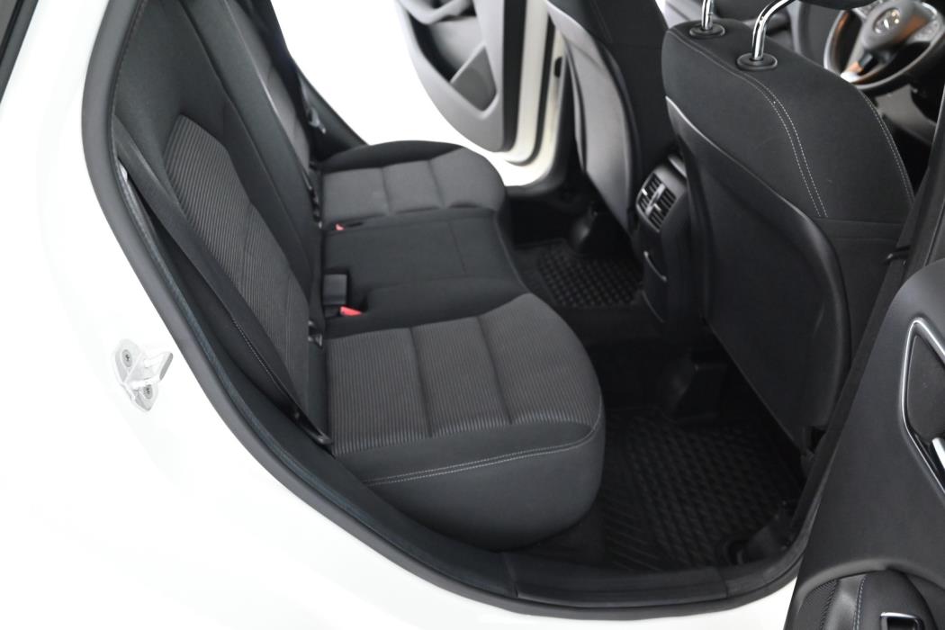 MERCEDES-BENZ B 2018