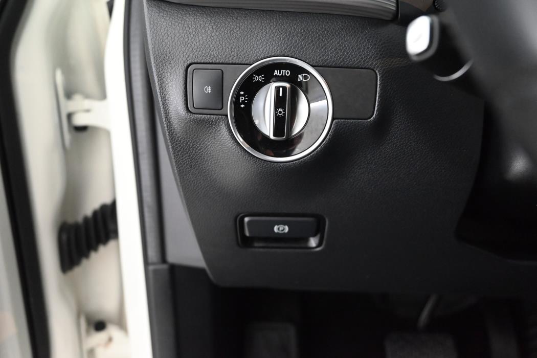 MERCEDES-BENZ B 2018