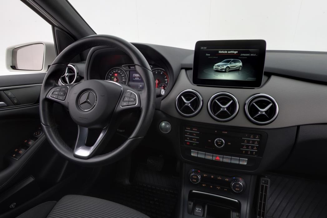 MERCEDES-BENZ B 2018