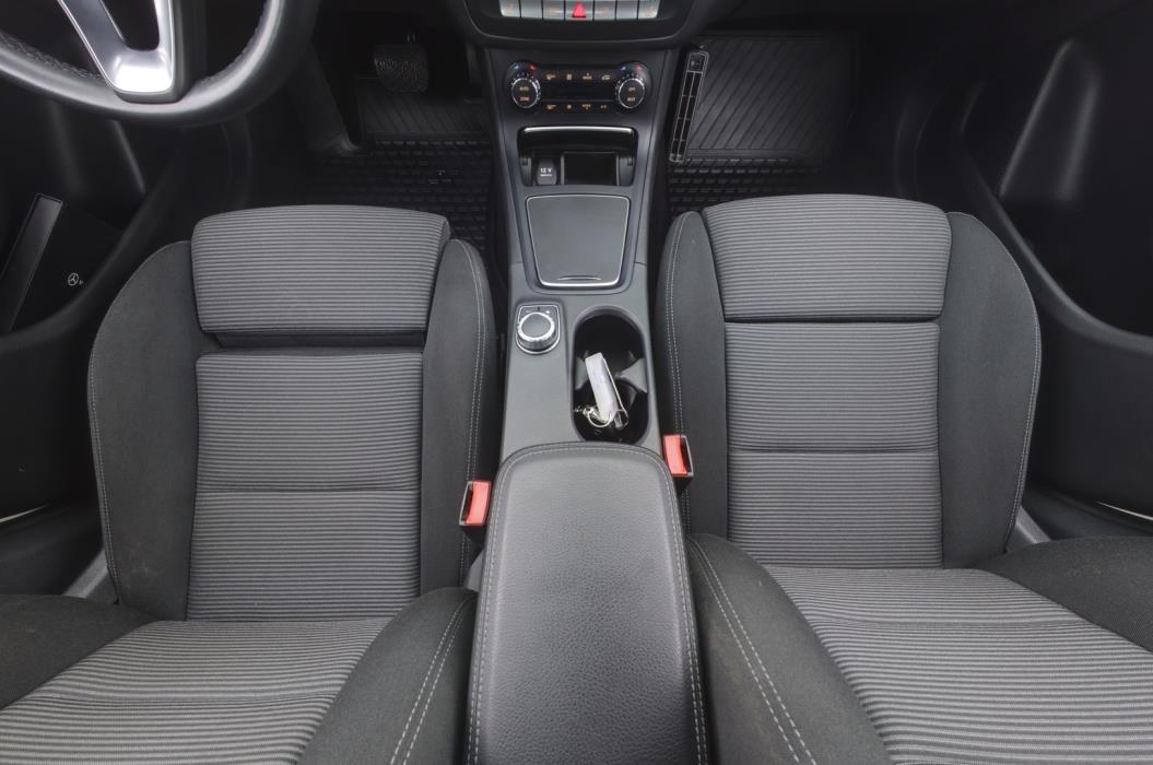 MERCEDES-BENZ B 2018