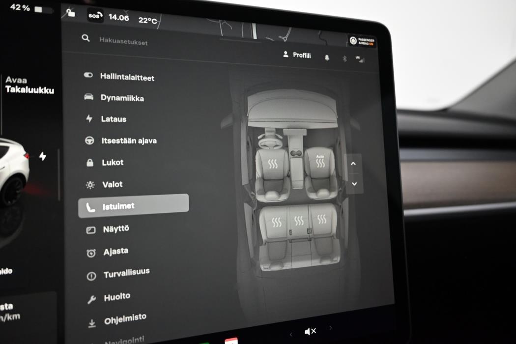 TESLA Model Y 2022