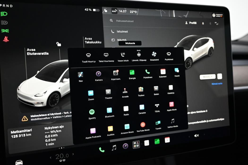 TESLA Model Y 2022