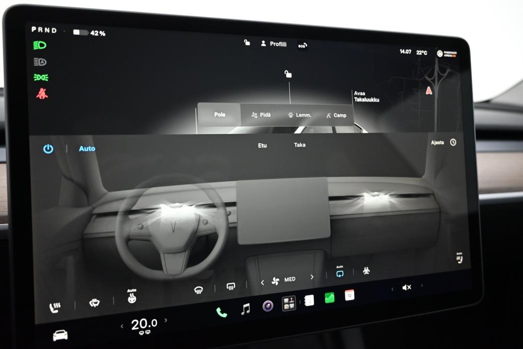 TESLA Model Y 2022