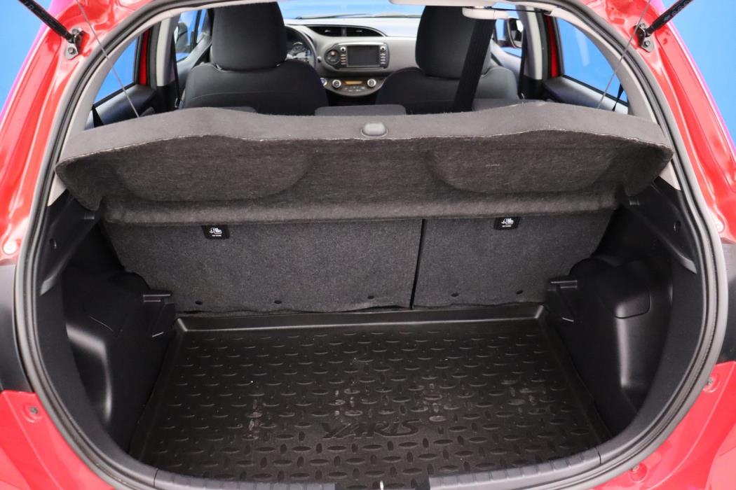 TOYOTA Yaris 2019