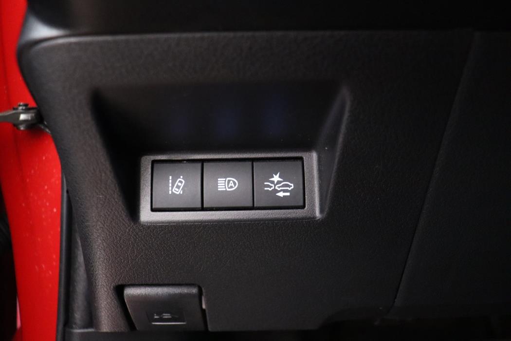 TOYOTA Yaris 2019