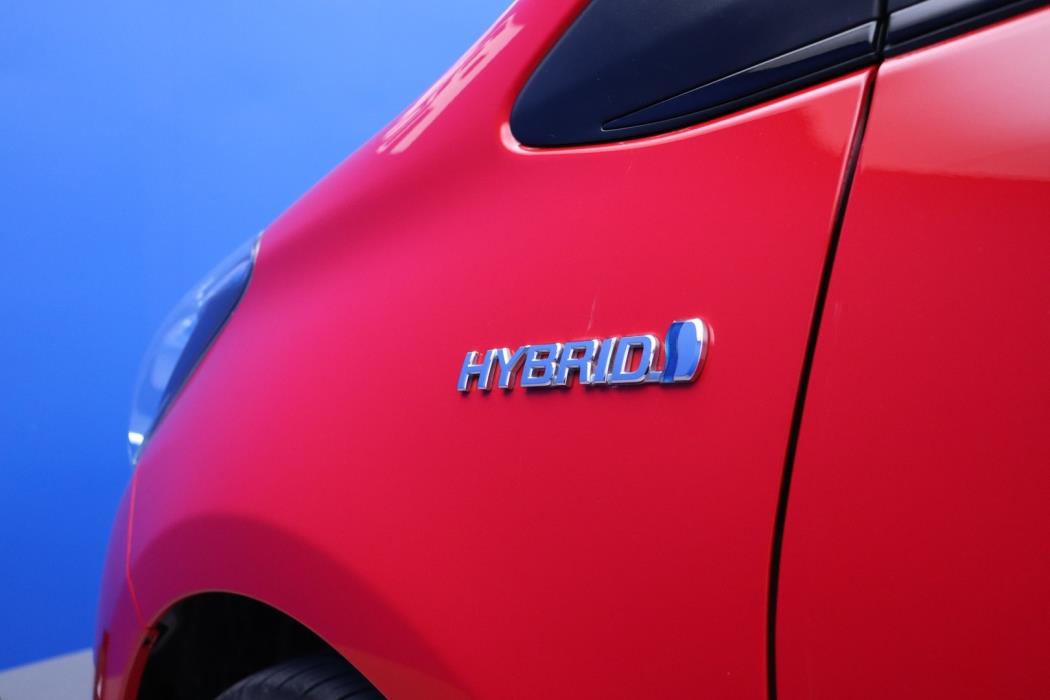 TOYOTA Yaris 2019