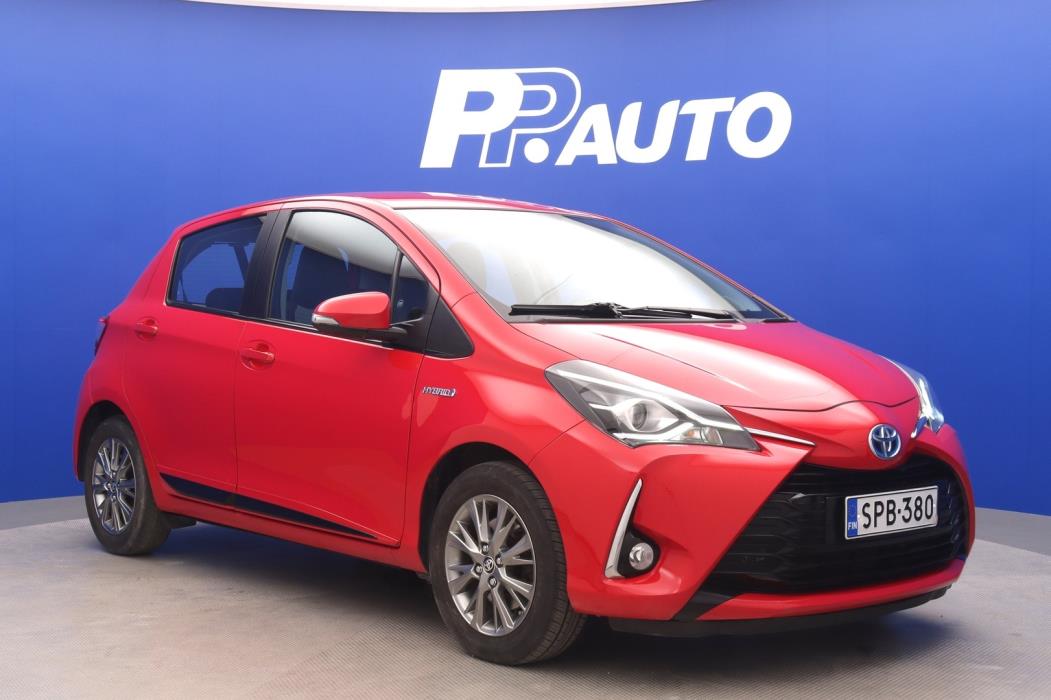 TOYOTA Yaris 2019