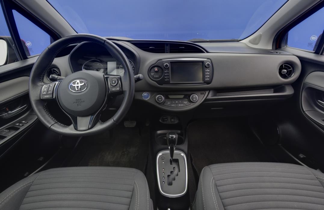 TOYOTA Yaris 2019