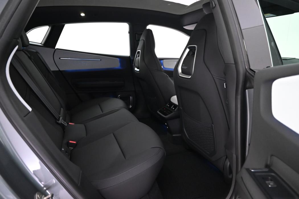 POLESTAR 4 2026