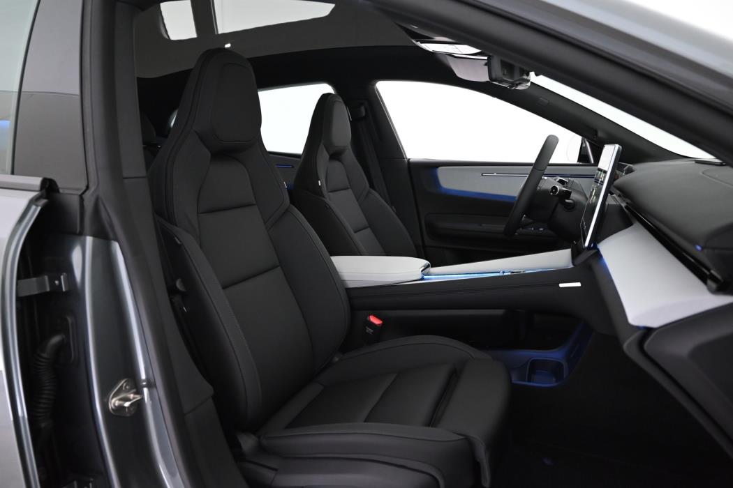 POLESTAR 4 2026