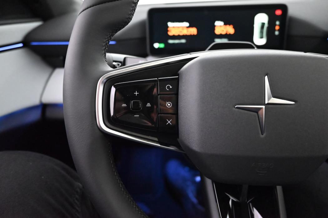 POLESTAR 4 2026