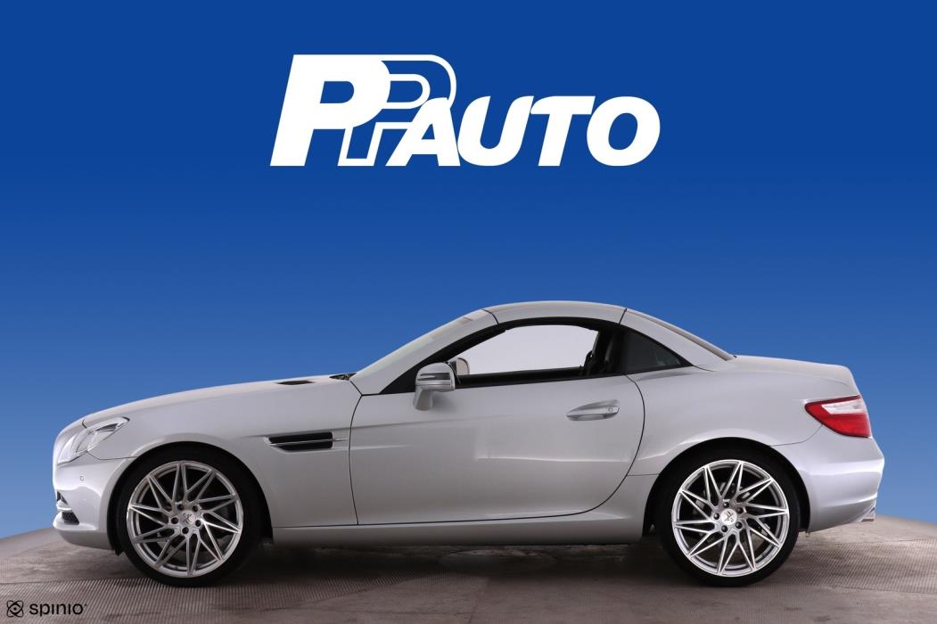 MERCEDES-BENZ SLK 2011