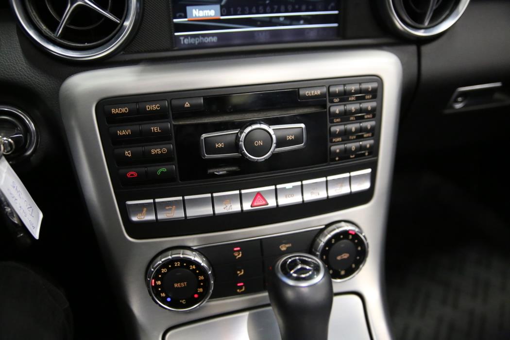 MERCEDES-BENZ SLK 2011