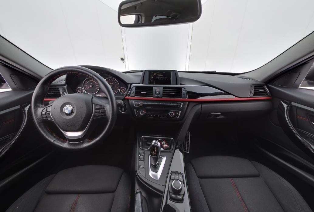 BMW 320 2014