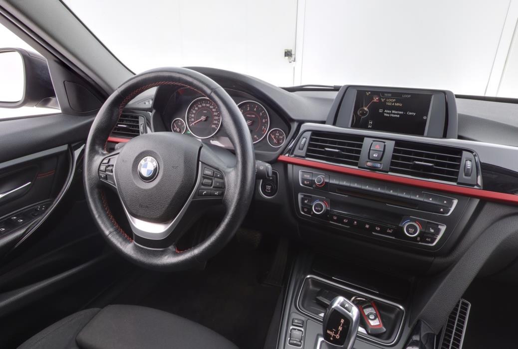 BMW 320 2014