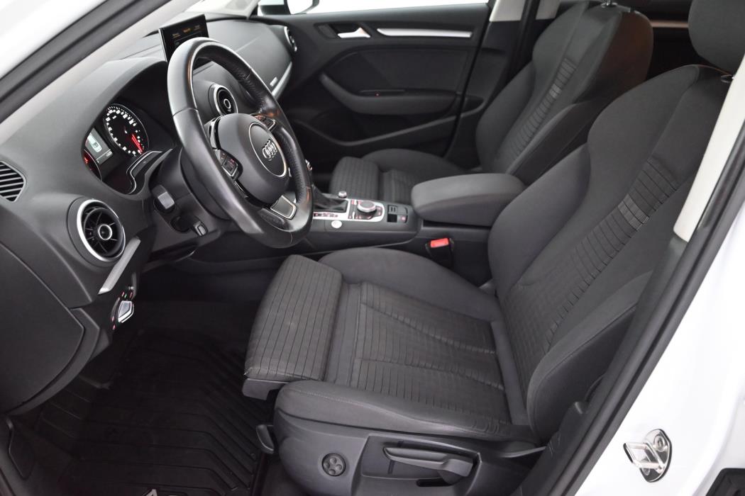 AUDI A3 2015