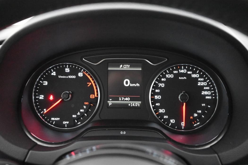 AUDI A3 2015