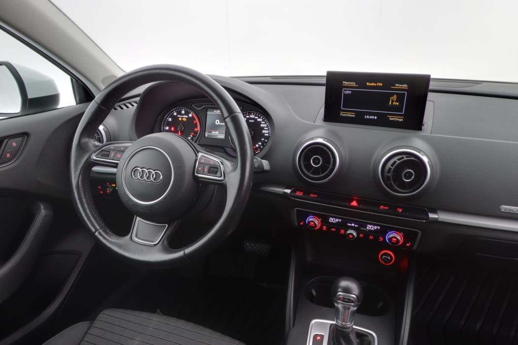 AUDI A3 2015