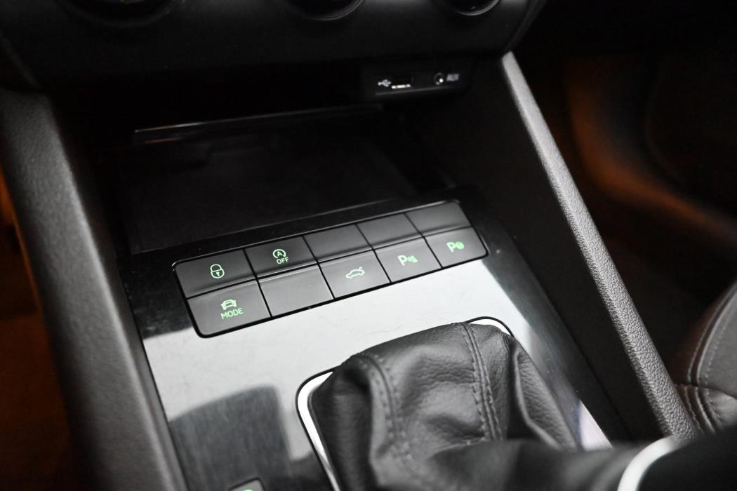 SKODA Octavia 2016