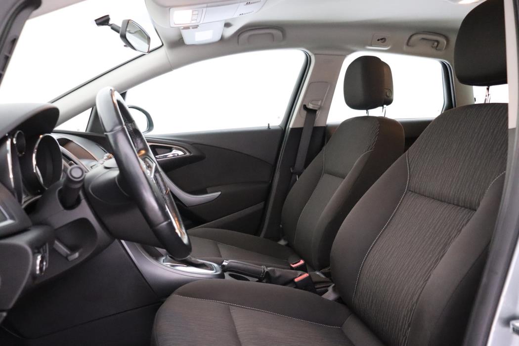OPEL Astra 2013