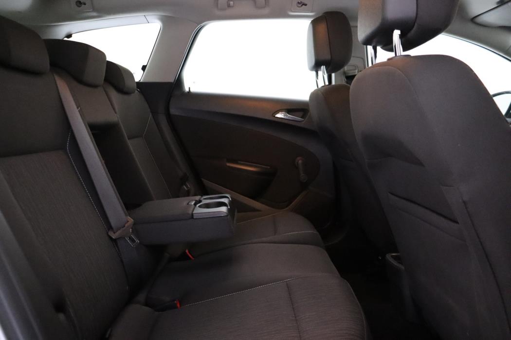 OPEL Astra 2013
