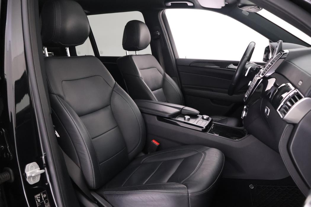 MERCEDES-BENZ GLS 2016