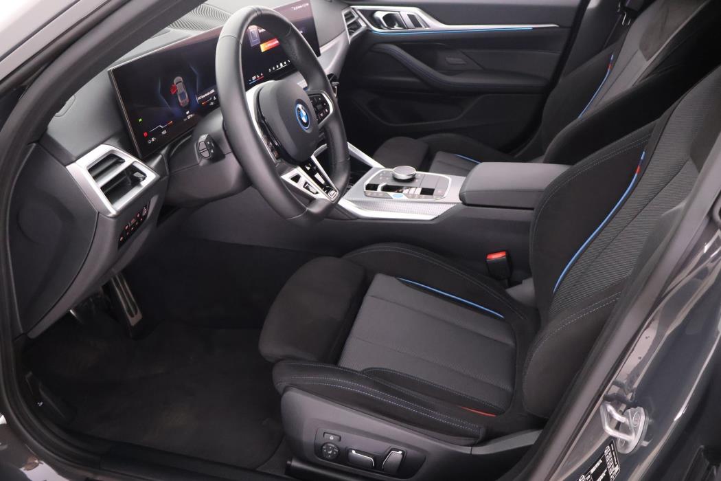 BMW i4 2025