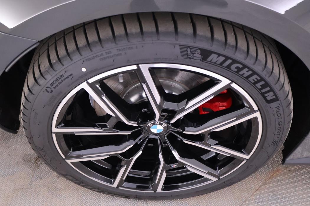 BMW i4 2025