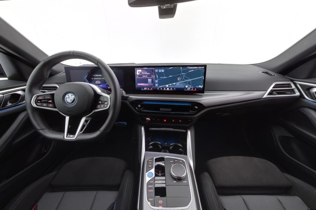 BMW i4 2025