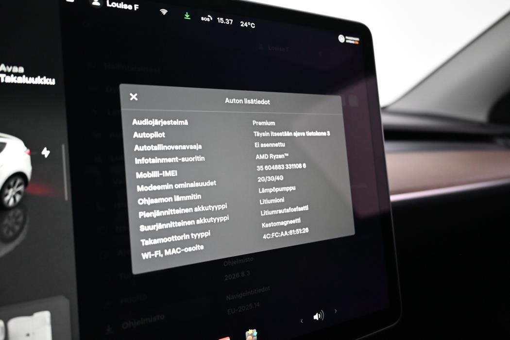 TESLA Model Y 2024