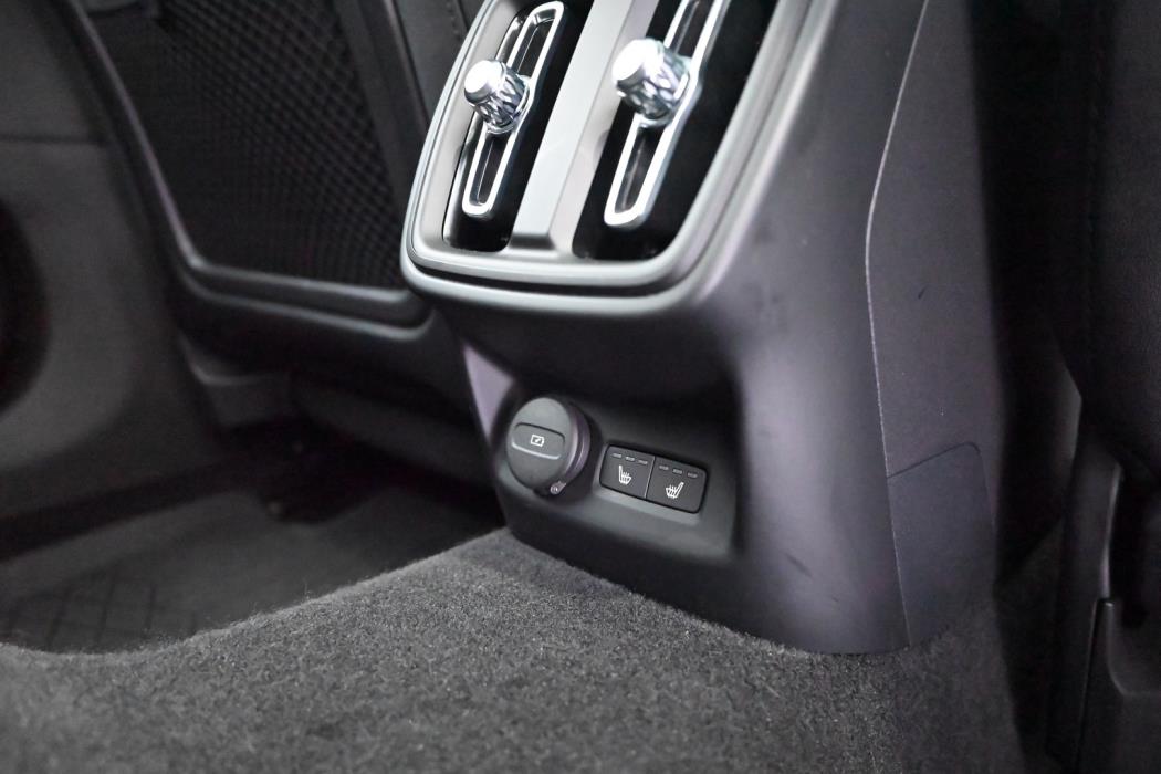 POLESTAR 2 2024