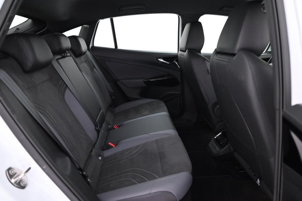 VOLKSWAGEN ID.5 2024