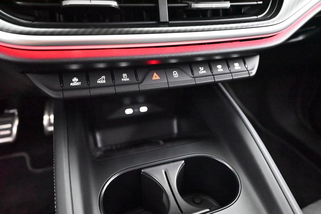 SKODA Enyaq 2025