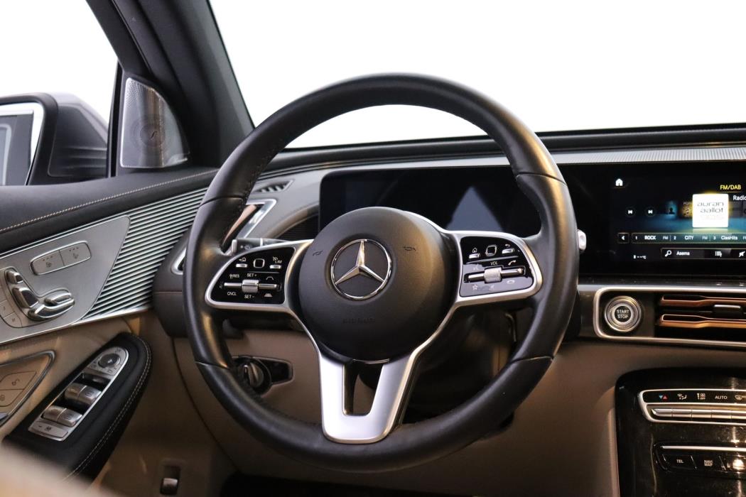 MERCEDES-BENZ EQC 2021