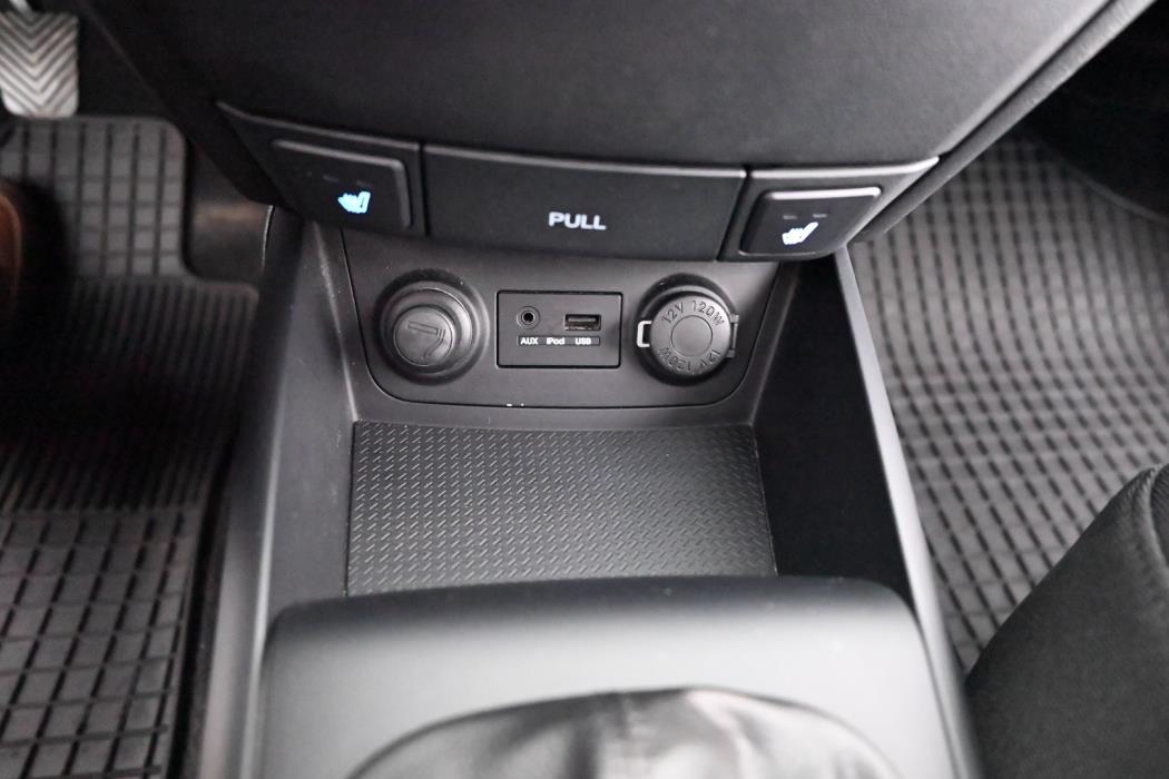 HYUNDAI i30 2011