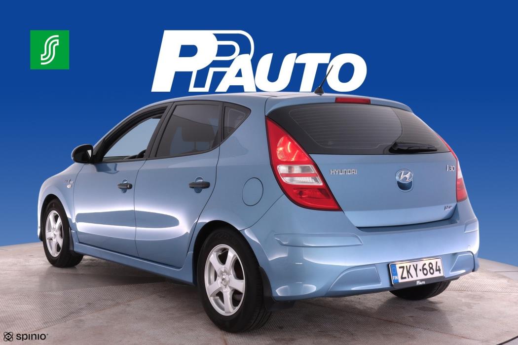 HYUNDAI i30 2011