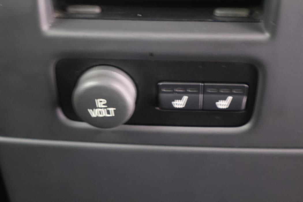 VOLVO V70 2015