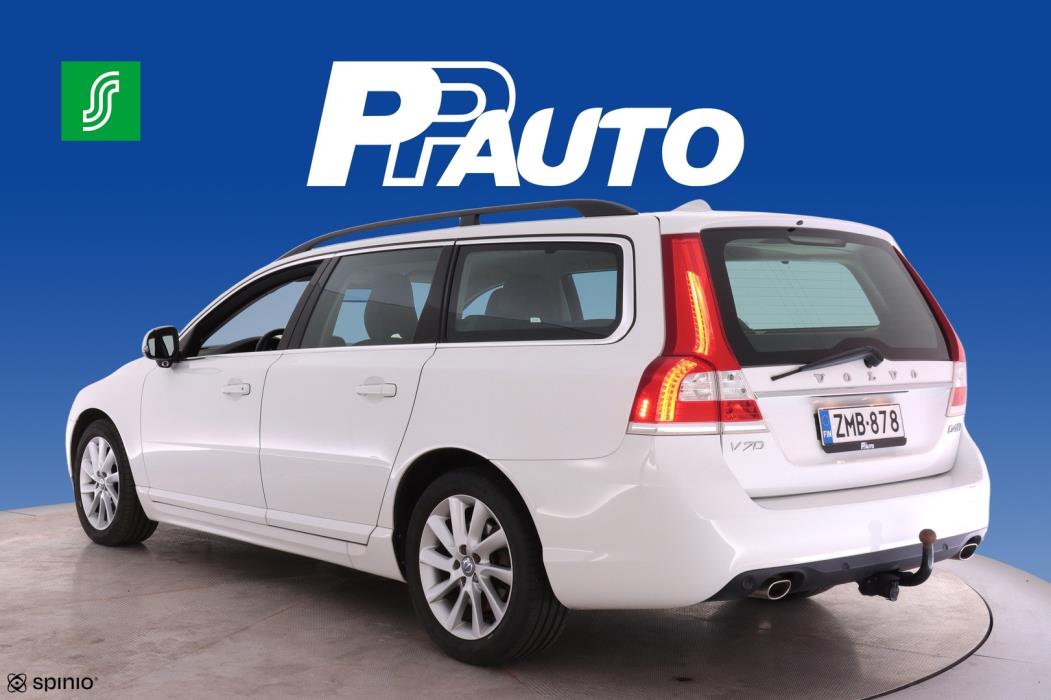VOLVO V70 2015