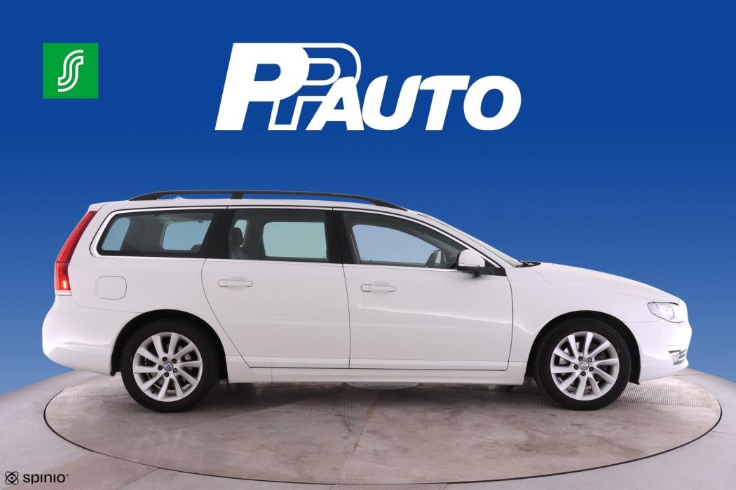 VOLVO V70 2015