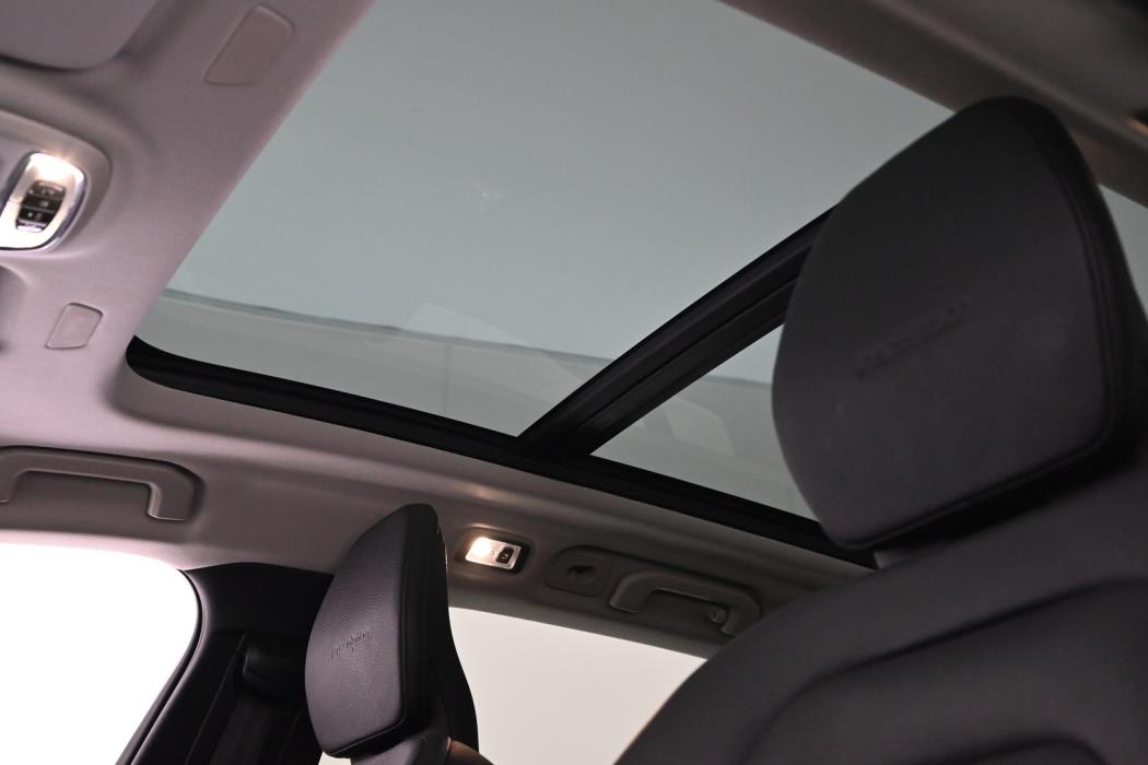 VOLVO V60 2019